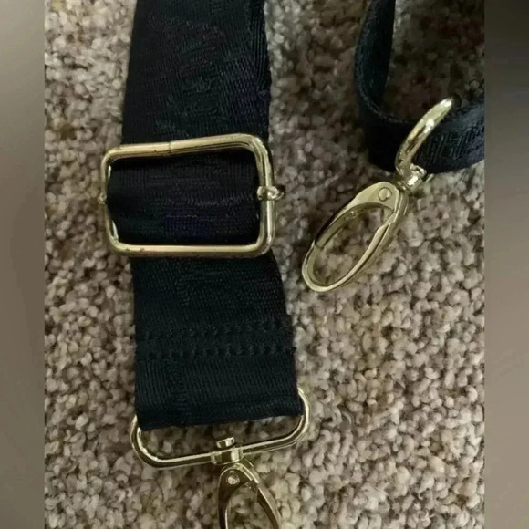 Betsy Johnson Replacement Crossbody Strap Black with Gold hardware Purse Strap - Picture 8 of 11